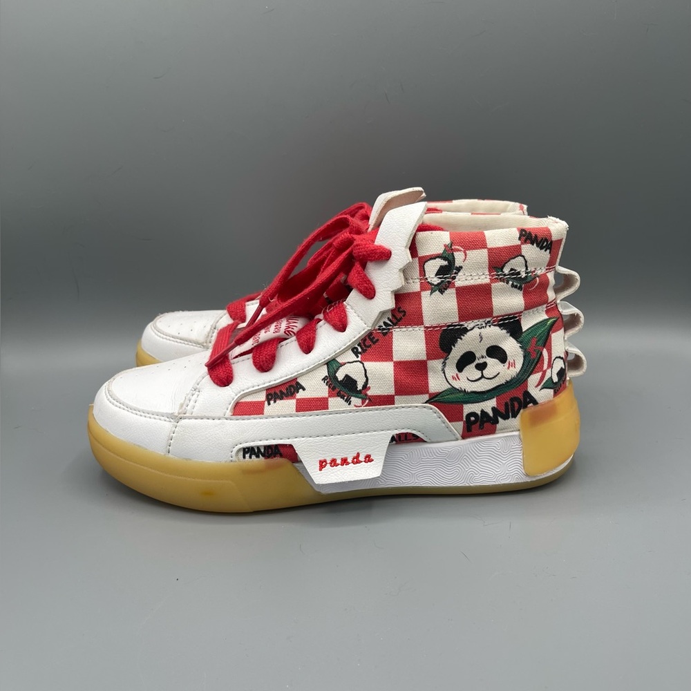 PEAK Kids High-Top Panda Check Sneakers - Sz 4.5 - Red White